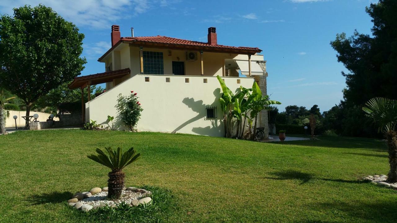 Villa Chris Posidi Exteriér fotografie
